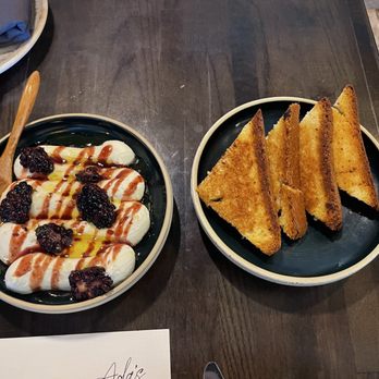Ada's - Whipped Brie with blackberry - Wine Bars Near Me - Las Vegas, Nevada