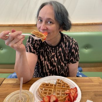 Fraise Cafe - Creperies Near Me - Fullerton, California