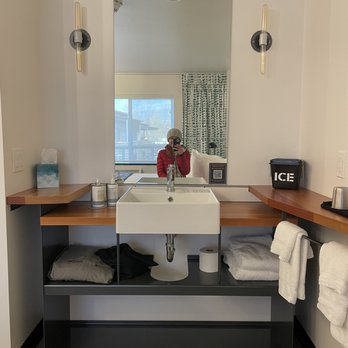 The FINCH - Hotels Near Me - Walla Walla, Washington The FINCH - Hotels Near Me - Walla Walla, Washington
