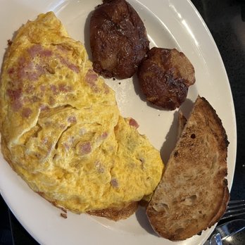 Acre 41 - Ham and cheese omelette - Breakfast & Brunch Near Me - Austin, Texas