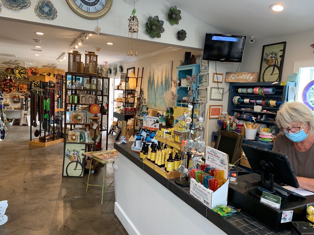 WALPOLE OUTDOORS AT BAY GARDENS Updated August 2024 22 Photos & 36