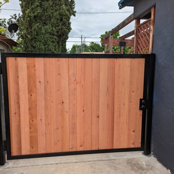 Solorzano Fence Company - Fences & Gates Near Me - Pasadena, California Solorzano Fence Company - Fences & Gates Near Me - Pasadena, California