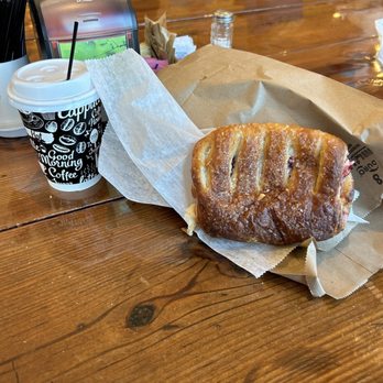 La Casa Del Pane - Cappuccino and strawberry cream cheese - Coffee & Tea Near Me - St Pete Beach, Florida La Casa Del Pane - Cappuccino and strawberry cream cheese - Coffee & Tea Near Me - St Pete Beach, Florida