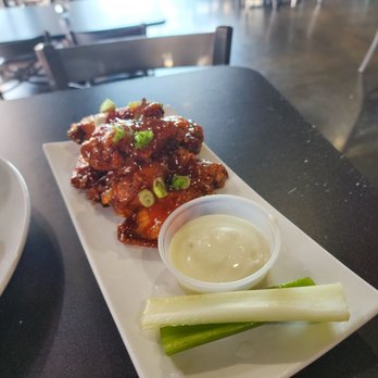Treble Makers - Wings - American Near Me - Wesley Chapel, Florida