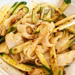 Shaanxi Gourmet - Cold skin noodles all mixed up