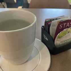 Raven's Cafe d'Art - More than 1 choice of tea