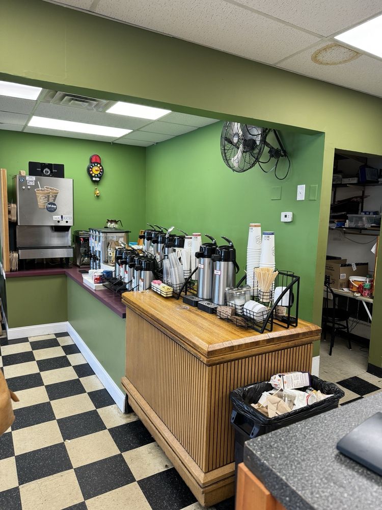 BROOKLYN BAGEL HOUSE Updated September 2024 16 Photos & 44 Reviews