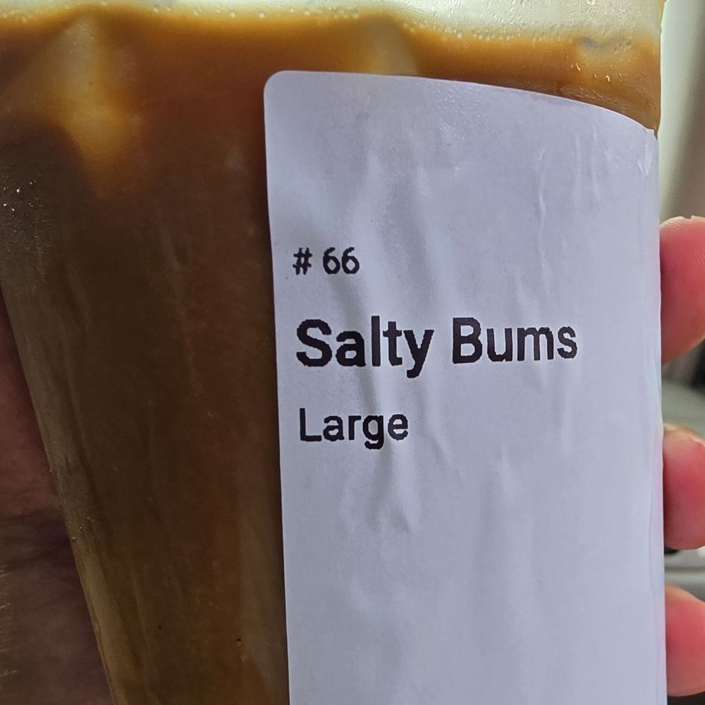 Nani’s Cafe - Salty Bums with oat milk - Cafes Near Me - Waialua, Hawaii Nani’s Cafe - Salty Bums with oat milk - Cafes Near Me - Waialua, Hawaii