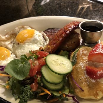 Queens Breakfast Cocktails - Queen"s breakfast - Cocktail Bars Near Me - Calgary, Alberta