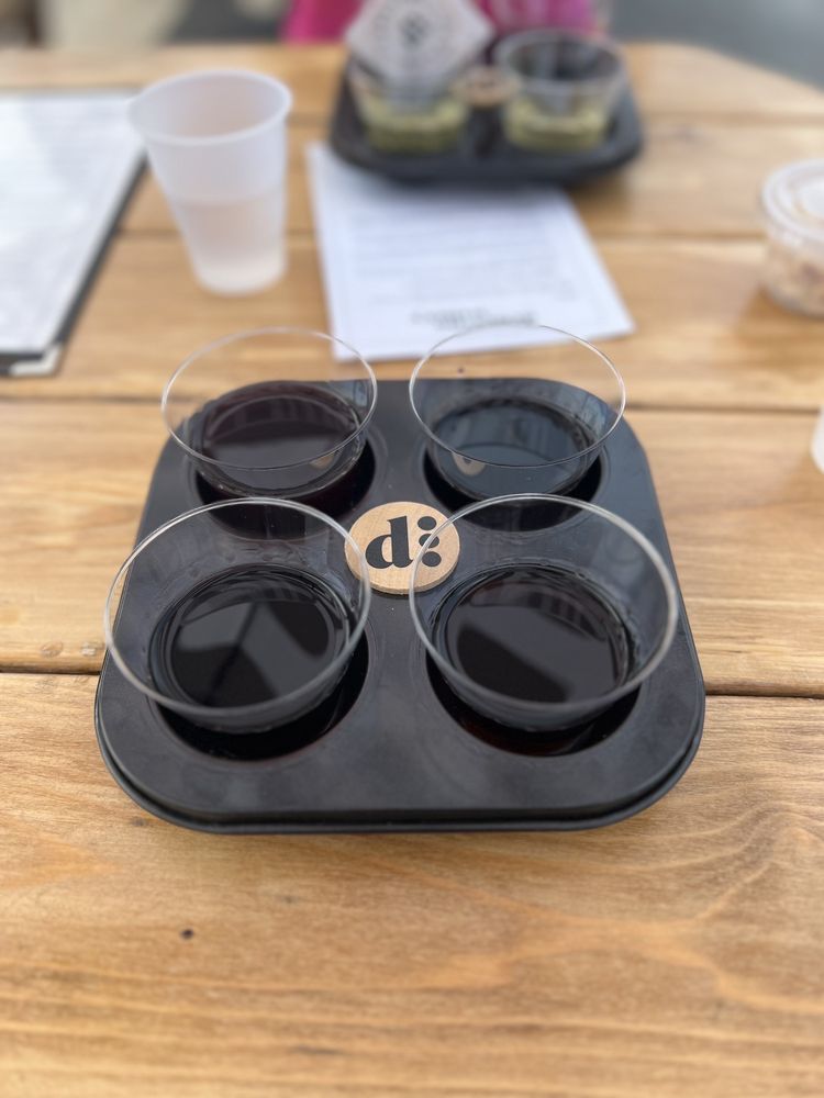 Debevino Winery - vineyard in Walpole, MA