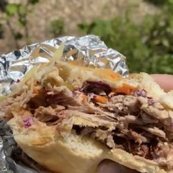 sweet georgia bbq - Pulled pork sandwich with slaw