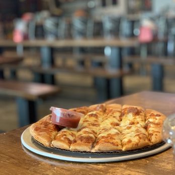 Sabinos Pizza Pub - Garlic Cheese Bread - Sports Bars Near Me - Leander, Texas Sabinos Pizza Pub - Garlic Cheese Bread - Sports Bars Near Me - Leander, Texas