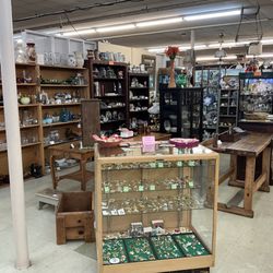 Lake Geneva Antique Mall