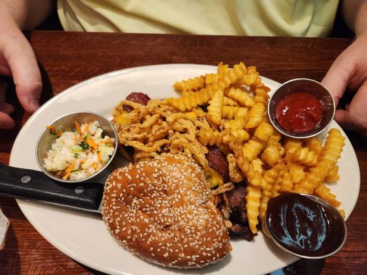 Twin City Grill by null