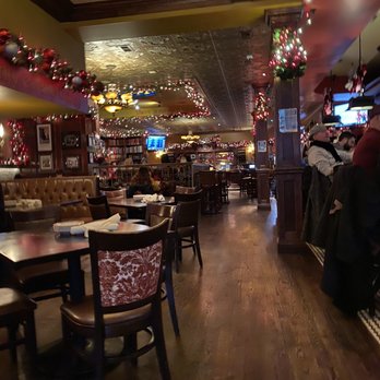Wilde Bar & Restaurant - Inside - Pubs Near Me - Chicago, Illinois Wilde Bar & Restaurant - Inside - Pubs Near Me - Chicago, Illinois