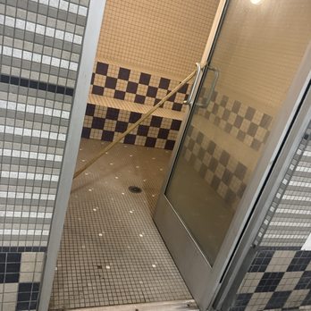 LA Fitness - Steam room not in working order - Gyms Near Me - Long Beach, California