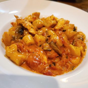 Spumoni Restaurant - Gnocchi Alighieri - Italian Near Me - Sherman Oaks, California Spumoni Restaurant - Gnocchi Alighieri - Italian Near Me - Sherman Oaks, California