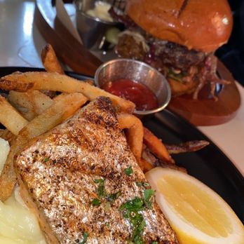 Blasteran - I had the Salmon, which was perfectly cooked (lacked some flavor though ) and my boyfriend had the barbecue burger with blue cheese. - Asian Fusion Near Me - Culver City, California