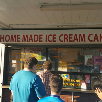 Bill's Carousel Ice Cream - Ice Cream & Frozen Yogurt Near Me - New Haven, Connecticut