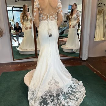 Emerald City Gowns - Bridal Near Me - Berkeley, California