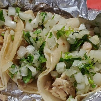 Tacos Los Sabrosos - 3 chicken tacos - Food Trucks Near Me - Bakersfield, California Tacos Los Sabrosos - 3 chicken tacos - Food Trucks Near Me - Bakersfield, California