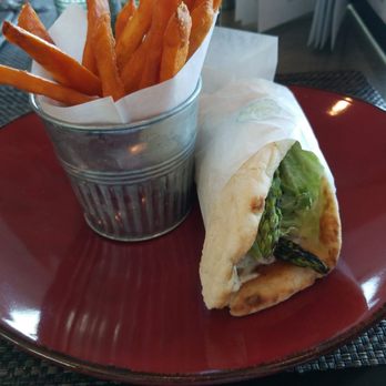 Globe@YVR - Diners Near Me - Richmond, British Columbia Globe@YVR - Diners Near Me - Richmond, British Columbia