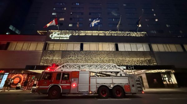 Nacarat Bar, Queen Elizabeth Hotel, Montreal by null