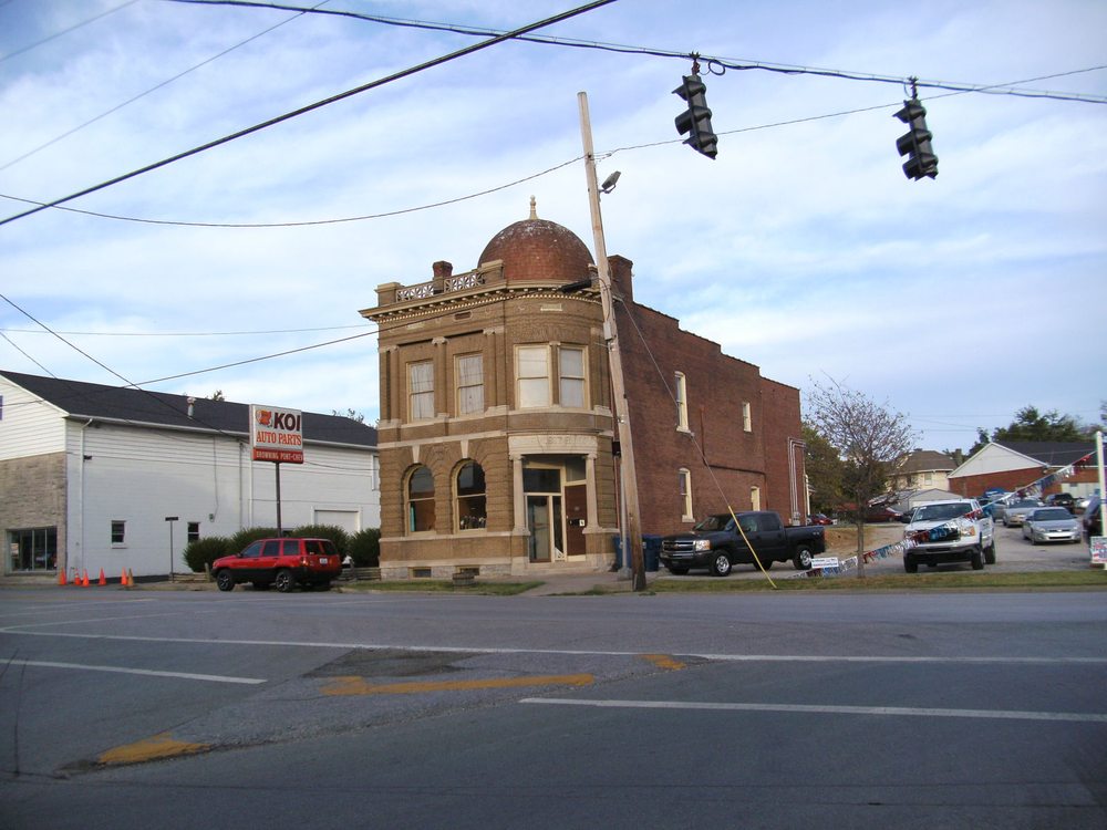 CITY OF EMINENCE 5115 S Main St, Eminence, Kentucky Public Services