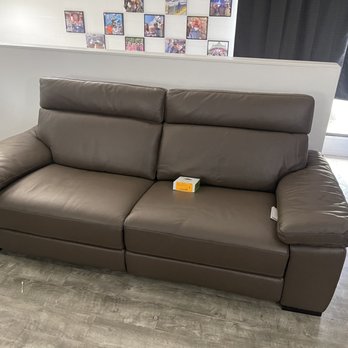 HomeWorld Honolulu - Natuzzi Furore power recliner - Furniture Stores Near Me - Honolulu, Hawaii HomeWorld Honolulu - Natuzzi Furore power recliner - Furniture Stores Near Me - Honolulu, Hawaii