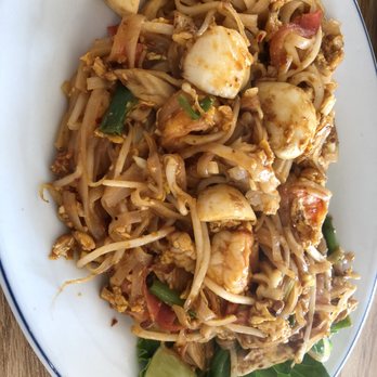 Noodle Palace - pad thai - Cambodian Near Me - Santa Rosa, California Noodle Palace - pad thai - Cambodian Near Me - Santa Rosa, California