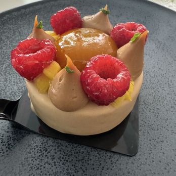 Bachour - Bakeries Near Me - Coral Gables, Florida