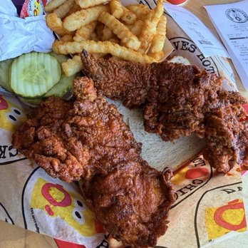 Dave's Hot Chicken - Two medium strips w/fries - Chicken Shop Near Me - Louisville, Kentucky