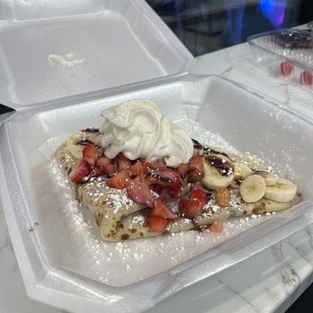 Dreamy Desserts - My strawberry and banana crepe! It's sooo good! - Desserts Near Me - McKinney, Texas Dreamy Desserts - My strawberry and banana crepe! It's sooo good! - Desserts Near Me - McKinney, Texas