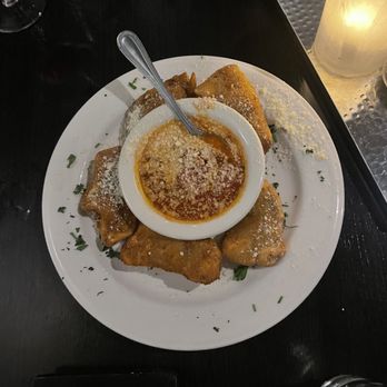 Lombardo's Trattoria - Toasted Ravioli - Italian Near Me - Saint Louis, Missouri