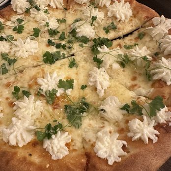 Good Pie - Brooklyn White Pie - 12 inch- 6 slices - Pizza Near Me - Las Vegas, Nevada Good Pie - Brooklyn White Pie - 12 inch- 6 slices - Pizza Near Me - Las Vegas, Nevada