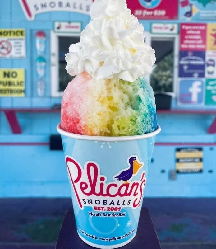 Pelican's SnoBalls Logo