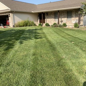 Colton's Lawn Care - a freshly mowed lawn - Lawn Services Near Me Colton's Lawn Care - a freshly mowed lawn - Lawn Services Near Me