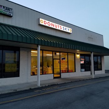 EK’S Donuts - Outdoor sign - Donuts Near Me - Hillview, Kentucky