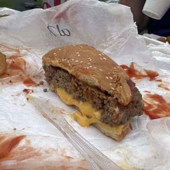 West Pier Drive-In - Cheeseburger - Burgers Near Me - Sault Ste. Marie, Michigan West Pier Drive-In - Cheeseburger - Burgers Near Me - Sault Ste. Marie, Michigan