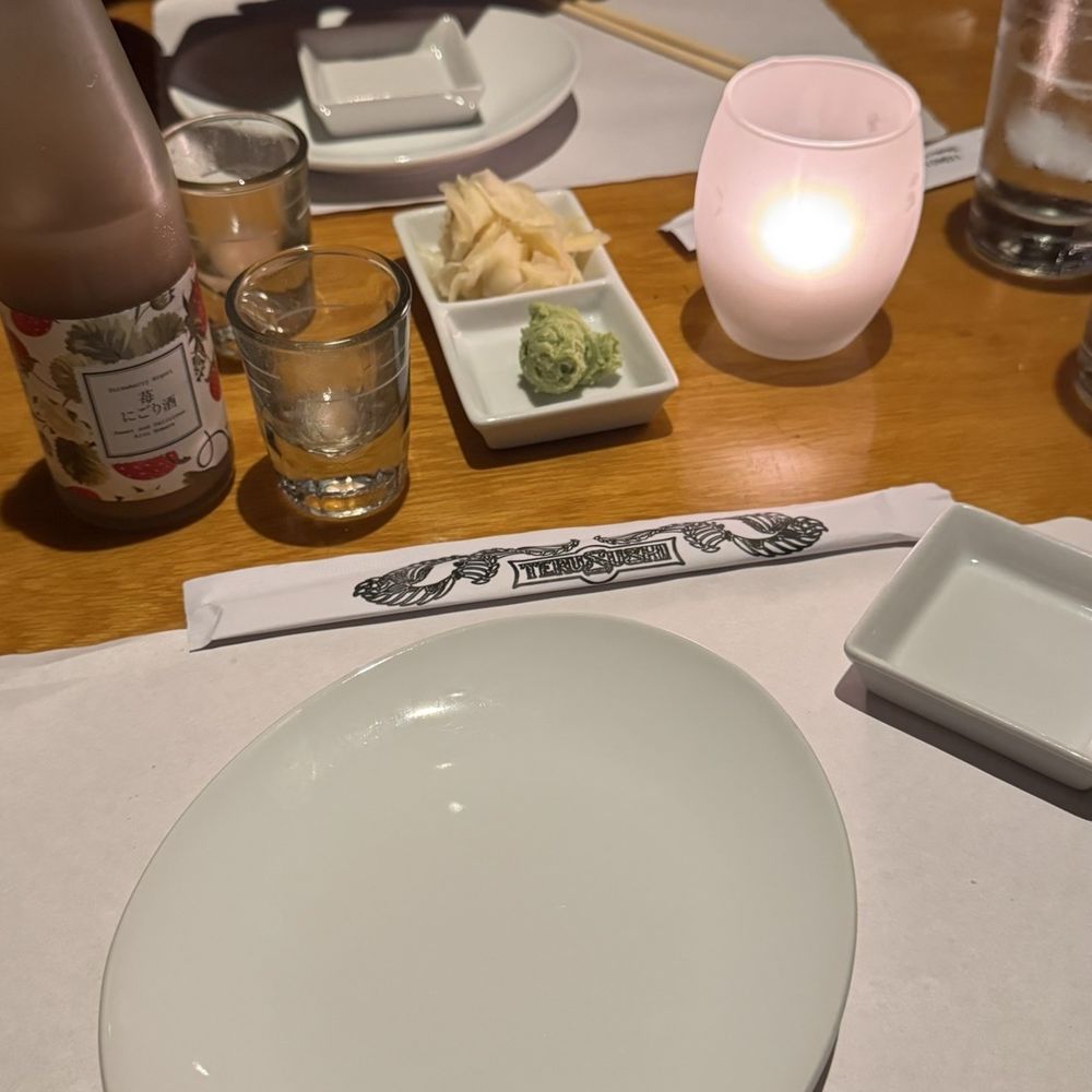 Teru Sushi - Dinner Date Night at Teru Sushi - Sushi Bars Near Me - Studio City, California Teru Sushi - Dinner Date Night at Teru Sushi - Sushi Bars Near Me - Studio City, California