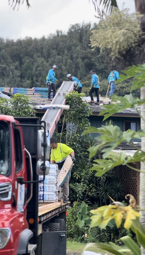Slide of Voyager Roofing