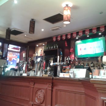 Famous 3 Kings - Sports Bars Near Me - Fulham, XGL