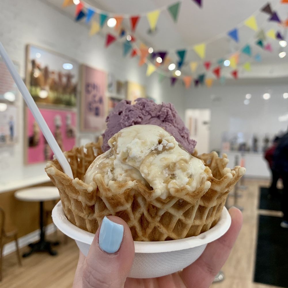 Jeni's Splendid Ice Creams - Ice Cream & Frozen Yogurt Near Me - Chicago, Illinois Jeni's Splendid Ice Creams - Ice Cream & Frozen Yogurt Near Me - Chicago, Illinois