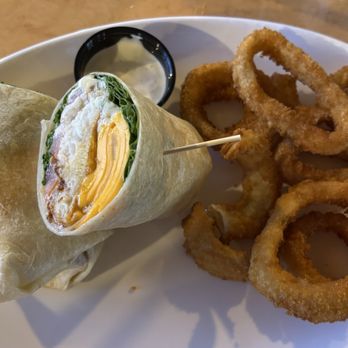 Studio Diner - American Near Me - San Diego, California