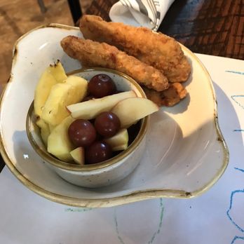 Foxtown Brewing - Kids tenders with fruit - Brewpubs Near Me - Mequon, Wisconsin Foxtown Brewing - Kids tenders with fruit - Brewpubs Near Me - Mequon, Wisconsin