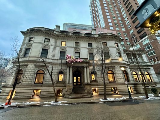 Anthropologie by null