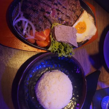 Z Asian - Vietnamese Kitchen - Bo ne with rice - Vietnamese Near Me - Orlando, Florida