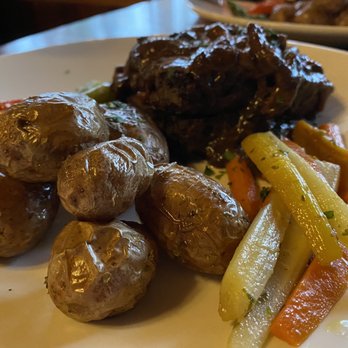 Tekarra Restaurant - Canadian (New) Near Me - Jasper, Alberta