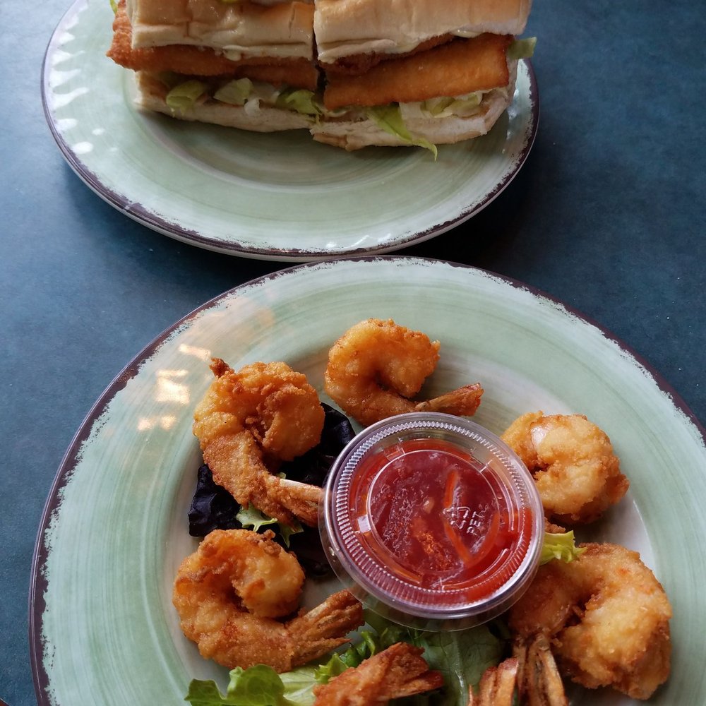 Papa's Bar-B-Que & Seafood - Fried Flounder with local fried shrimps on the side - Barbeque Near Me - Savannah, Georgia Papa's Bar-B-Que & Seafood - Fried Flounder with local fried shrimps on the side - Barbeque Near Me - Savannah, Georgia