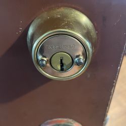 Quality Glass & Lock